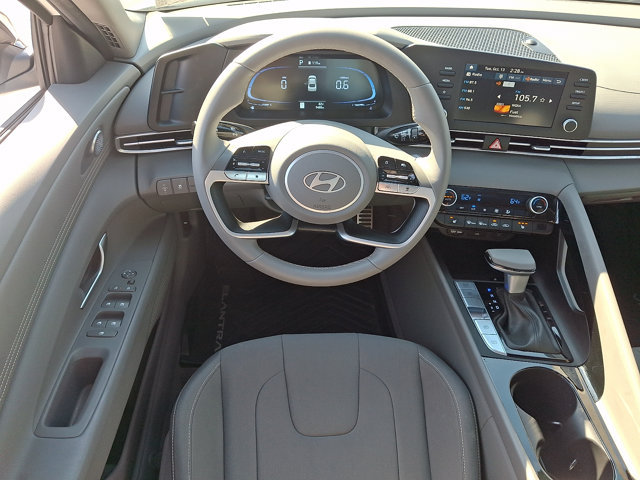 Certified 2026 Hyundai Elantra SEL Sport FWD image 11