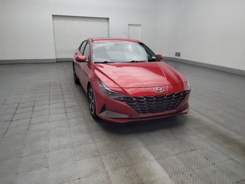 Used 2022 Hyundai Elantra SEL w/ Convenience + Premium Package FWD image 13