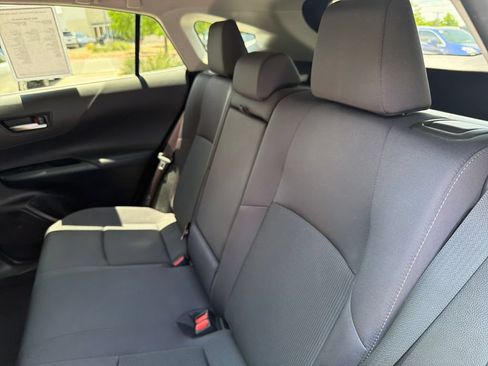 Used 2021 Toyota Venza LE AWD/4WD image 35