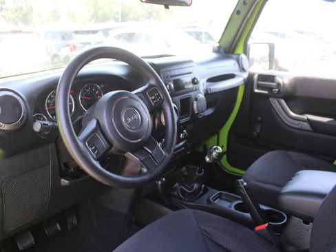 Used 2013 Jeep Wrangler Sport AWD/4WD image 18