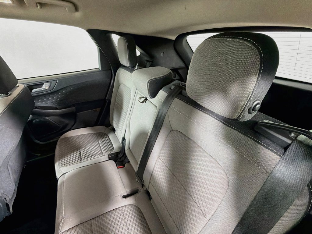 Used 2020 Ford Escape SE FWD image 22