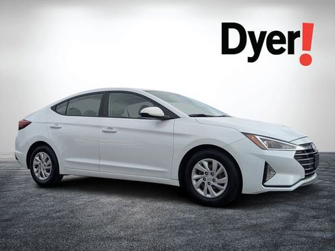 Used 2019 Hyundai Elantra SE image 1
