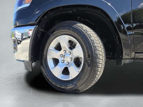 Used 2025 RAM 1500 Big Horn AWD/4WD image 41