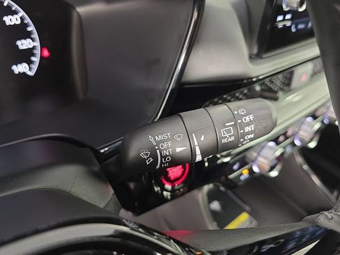 Used 2024 Honda CR-V EX-L image 32