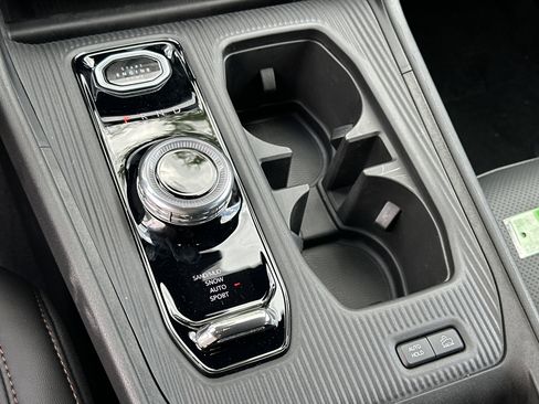 New 2026 Jeep Cherokee Limited AWD/4WD image 4