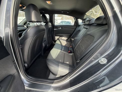 Used 2021 Kia Forte GT-Line image 19