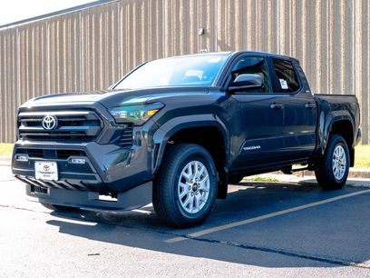 New 2026 Toyota Tacoma SR5