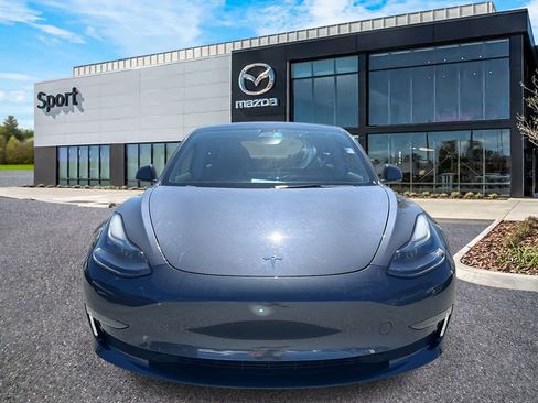 Used 2022 Tesla Model 3 image 9