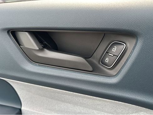 New 2026 Ford Maverick XLT image 33