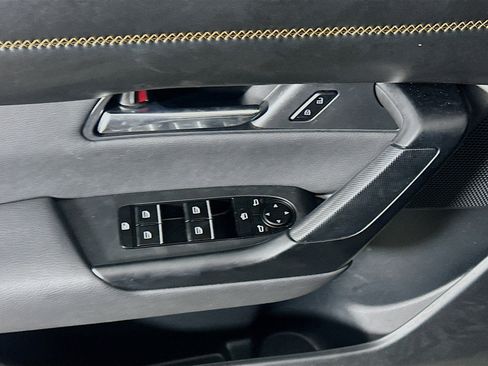 Used 2025 MAZDA CX-50 AWD 2.5 S w/ Premium Plus Pkg image 15