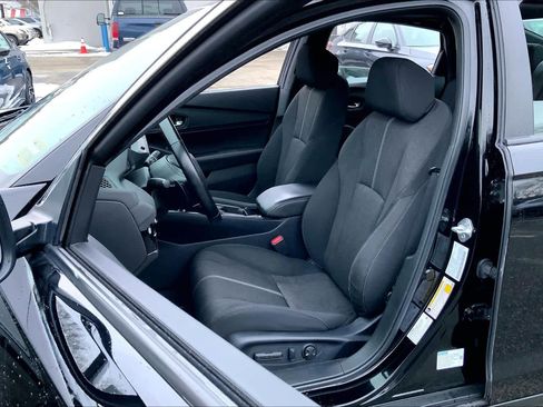 Used 2023 Honda Accord Sport image 8