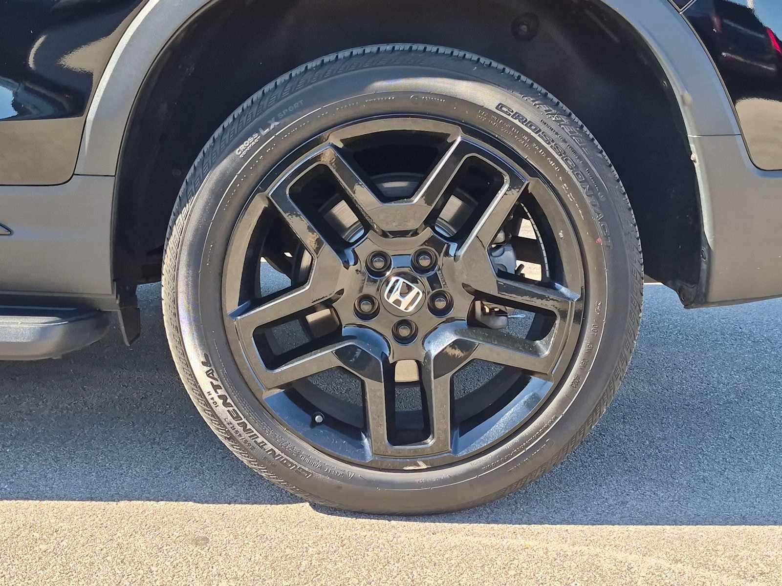 Certified 2024 Honda Passport Black Edition image 14