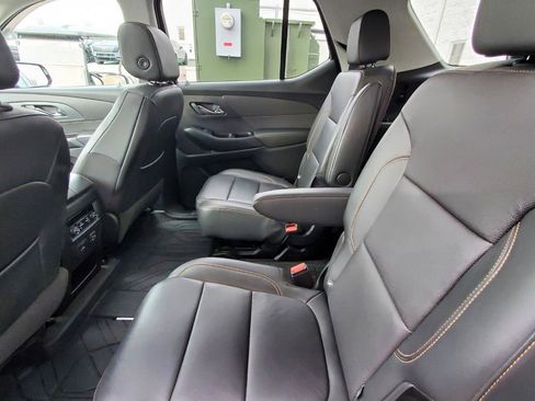 Used 2020 Chevrolet Traverse Premier w/ LPO, Floor Liner Package image 5