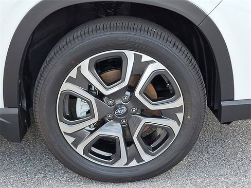 New 2025 Subaru Ascent Touring image 9