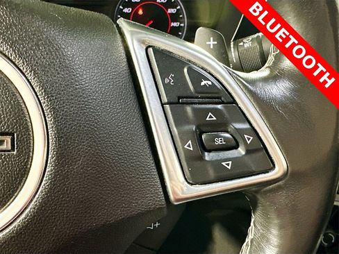 Used 2020 Chevrolet Camaro LT image 32