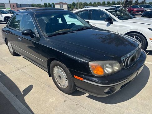 Used 2001 Hyundai XG300 FWD image 6