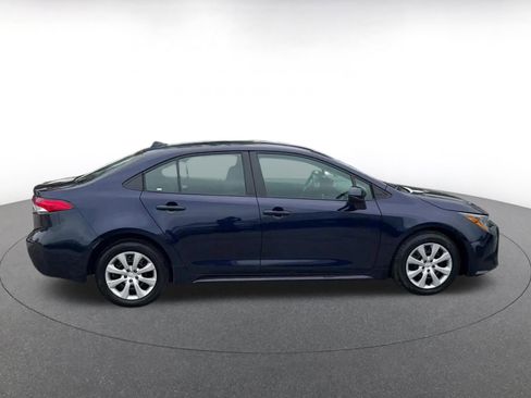 Used 2025 Toyota Corolla LE FWD image 16