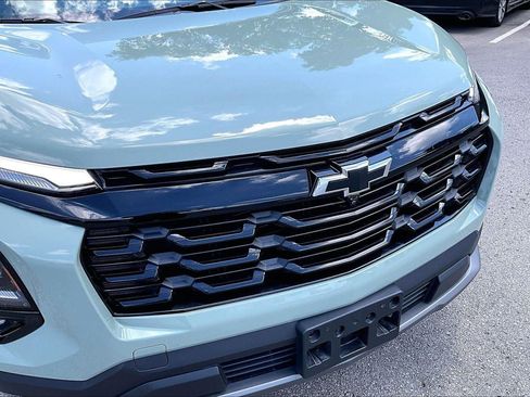 Used 2025 Chevrolet Equinox LT w/ Convenience Package II AWD/4WD image 28