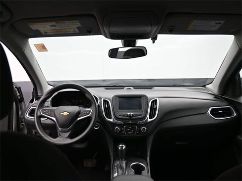 Used 2018 Chevrolet Equinox LT image 26