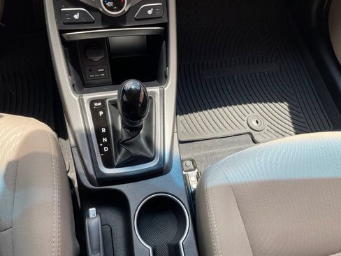 Used 2016 Hyundai Elantra Value Edition FWD image 7