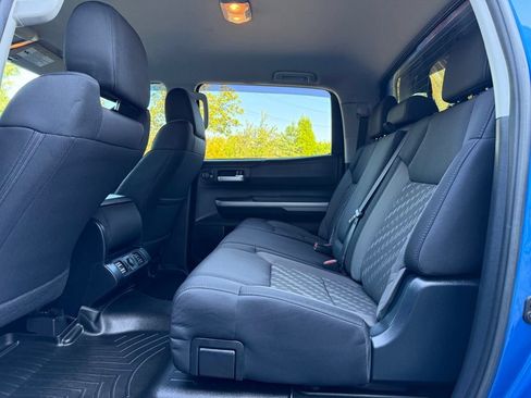 Used 2018 Toyota Tundra SR5 AWD/4WD image 29