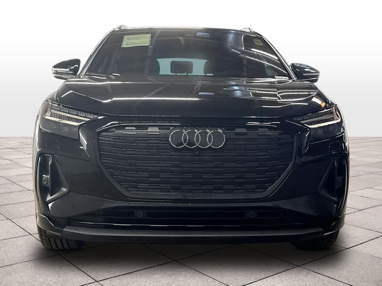 Used 2024 Audi Q4 e-tron Prestige w/ Black Optic Package AWD/4WD image 6