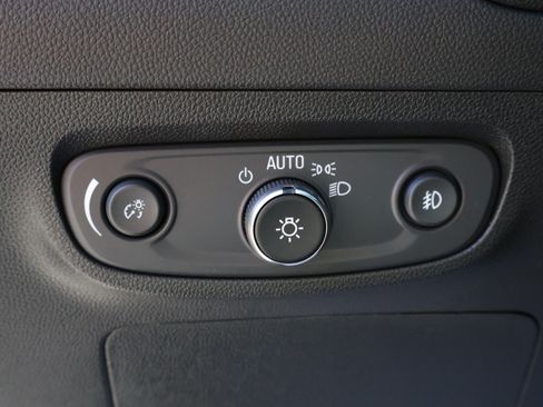 Used 2023 Buick Encore GX Essence w/ Experience Buick Package AWD/4WD image 45