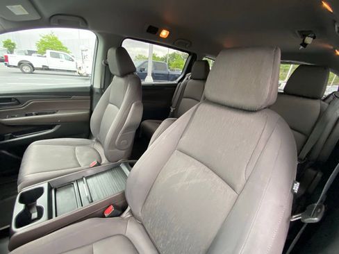 Used 2019 Honda Odyssey EX image 19