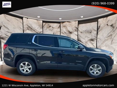 Used 2017 GMC Acadia SLE AWD/4WD image 9