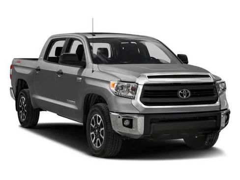 Used 2016 Toyota Tundra SR5 w/ SR5 Upgrade Package RWD image 9