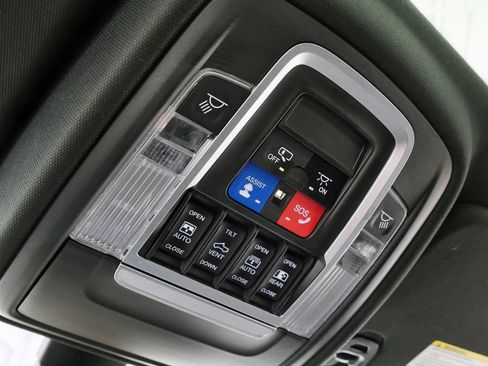 Used 2019 RAM 1500 Sport w/ Level 2 Equipment Group AWD/4WD image 33