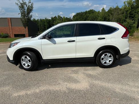 Used 2014 Honda CR-V LX image 2