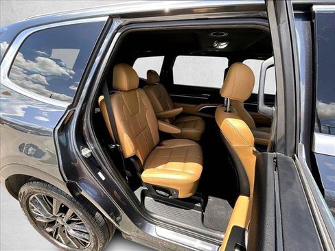 Used 2022 Kia Telluride SX w/ Towing Package FWD image 26