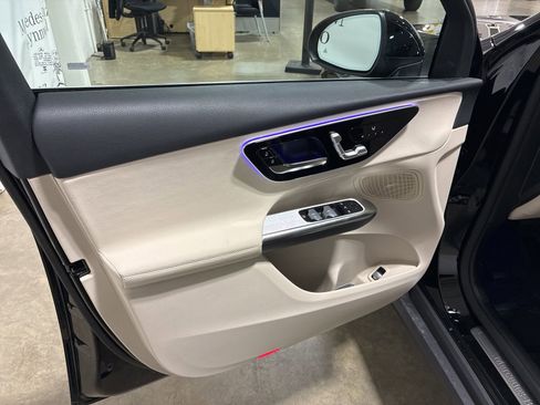New 2026 Mercedes-Benz GLC 300 4MATIC image 6