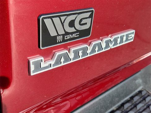 Used 2019 RAM 1500 Laramie image 13