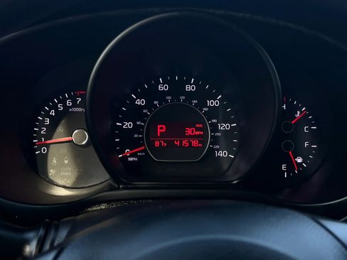 Used 2019 Kia Soul w/ Convenience Package FWD image 18