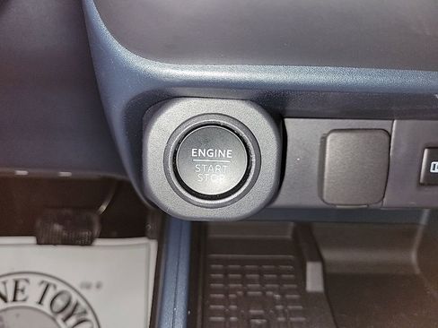 Used 2025 Ford Maverick Lobo image 25