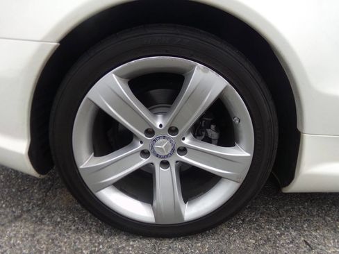 Used 2009 Mercedes-Benz SL 550 image 23