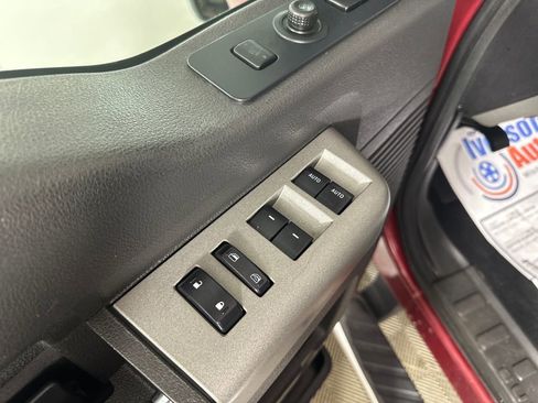 Used 2014 Ford F250 Lariat w/ Lariat Interior Package image 14