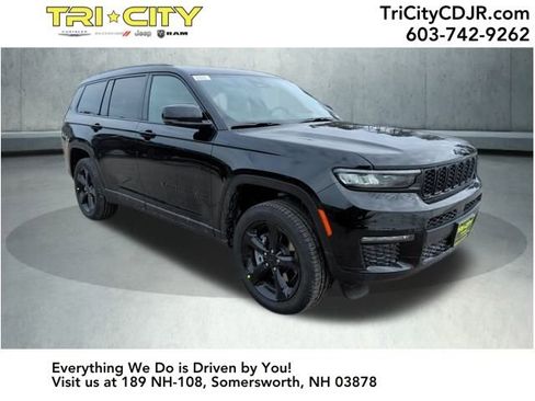 New 2025 Jeep Grand Cherokee L Limited w/ Black Appearance Package image 7