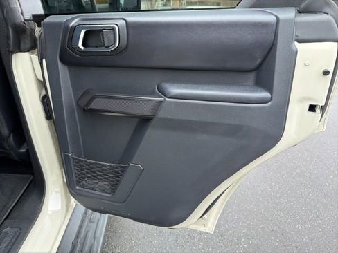 Used 2025 Ford Bronco Outer Banks AWD/4WD image 22