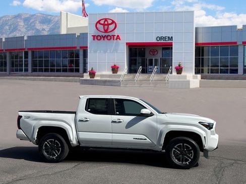 New 2026 Toyota Tacoma TRD Sport AWD/4WD image 3