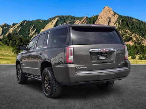Used 2020 GMC Yukon Denali w/ Denali Ultimate Package AWD/4WD image 5