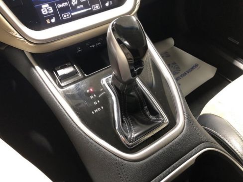 Used 2021 Subaru Outback Limited w/ Popular Package #2 image 32