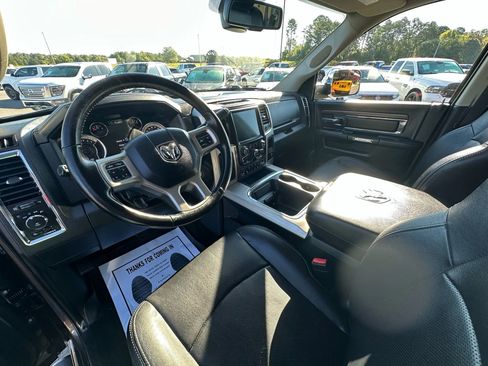 Used 2017 RAM 2500 Laramie AWD/4WD image 6