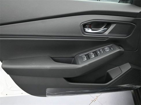 New 2025 Honda Accord SE image 19
