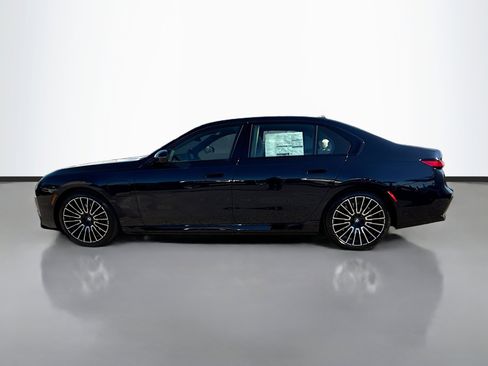 New 2026 BMW 750e xDrive image 6