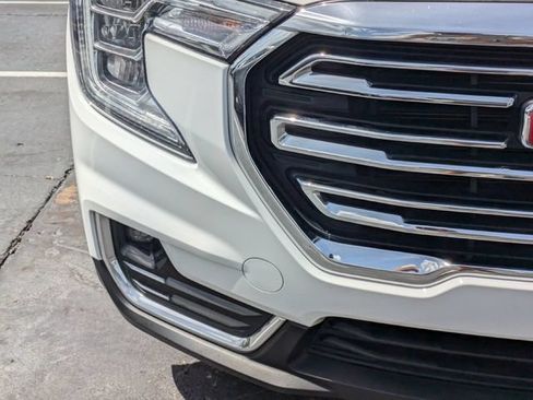 Used 2023 GMC Terrain SLT FWD image 11