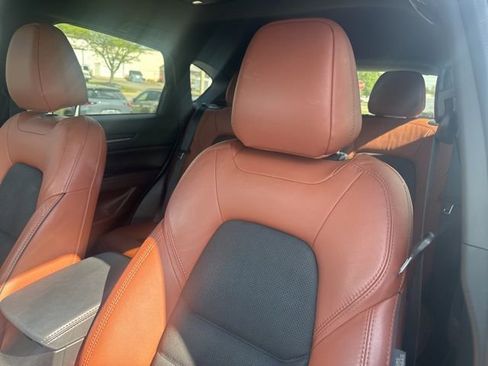 Used 2024 MAZDA CX-5 Carbon Edition image 3