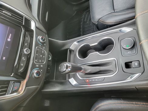 Certified 2020 Chevrolet Traverse LT image 16